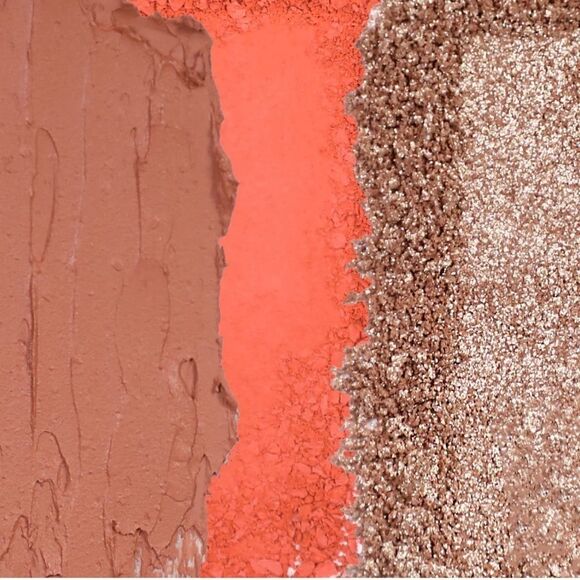 Alamar Cosmetics Viva Las Cheekas Cheek Palette - Medium/Tan - Picture 5 of 6